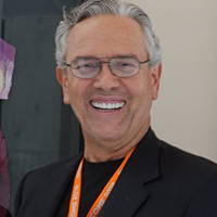 Доктор Роберт Ратледж