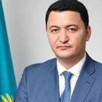 Доктор Камалжан Надыров